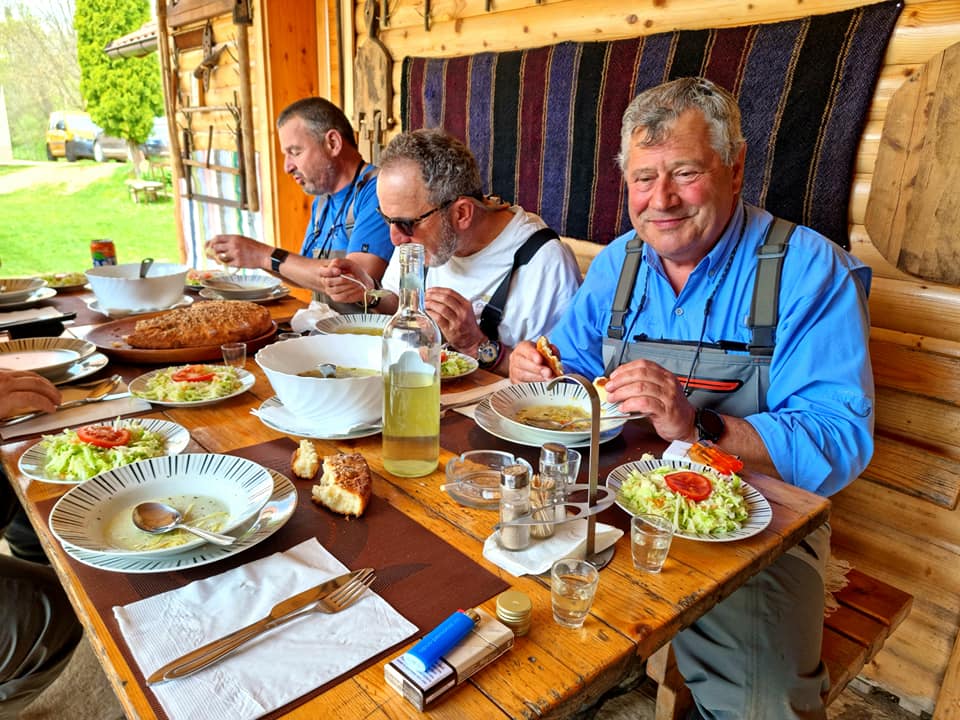 Trout and grayling fishing Bosina - accommodation
