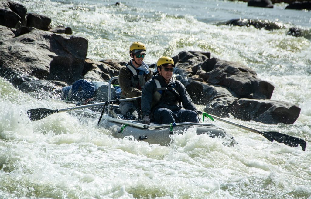 Whtie water rafting