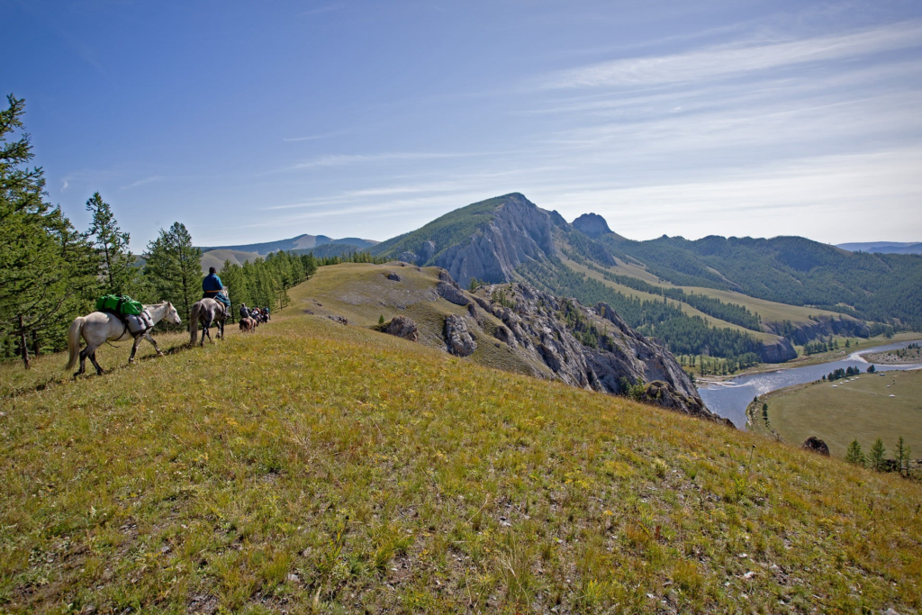 Heading down to the canyon of the Headwaters Expedition